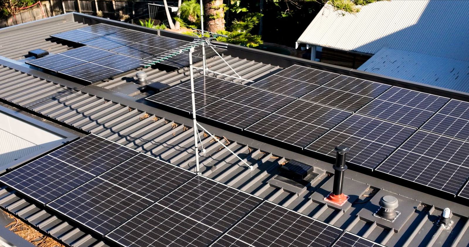 Rooftop solar array installed by Infinite Electrical & Solar